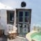 Stefani Suites_best prices_in_Hotel_Cyclades Islands_Sandorini_Fira