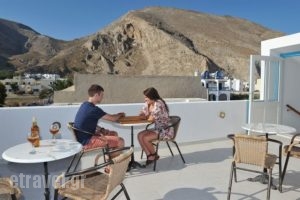 Santa Barbara_holidays_in_Hotel_Cyclades Islands_Sandorini_Perissa