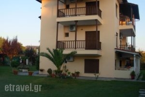 Evangelia's Family House_lowest prices_in_Hotel_Macedonia_Halkidiki_Ormos Panagias