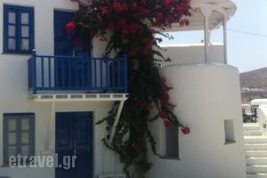 Meltemi_travel_packages_in_Cyclades Islands_Folegandros_Folegandros Chora