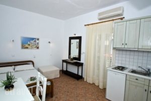 Maria's Guesthouse_travel_packages_in_Sporades Islands_Skiathos_Skiathos Chora