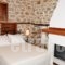 Guesthouse Alexandra_travel_packages_in_Piraeus Islands - Trizonia_Hydra_Hydra Chora