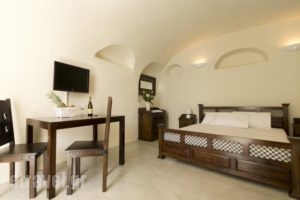 Enalion Suites_best deals_Hotel_Cyclades Islands_Sandorini_Oia