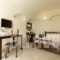 Enalion Suites_best deals_Hotel_Cyclades Islands_Sandorini_Oia