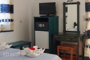 Homer's Inn Hotel_best deals_Hotel_Cyclades Islands_Ios_Ios Chora