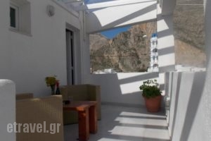 Sunrise Studios In Perissa_travel_packages_in_Cyclades Islands_Sandorini_Perissa