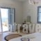 Enastron Suites_best deals_Hotel_Cyclades Islands_Sandorini_Sandorini Chora