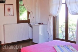 Agnanti Hostel_holidays_in_Hotel_Central Greece_Evia_Edipsos