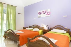 Studio Paul'S_holidays_in_Hotel_Cyclades Islands_Sandorini_Perissa