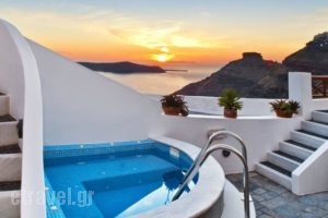 Smaro Studios_travel_packages_in_Cyclades Islands_Sandorini_Sandorini Rest Areas