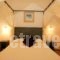 Hotel Ofia_holidays_in_Hotel_Cyclades Islands_Sandorini_Fira