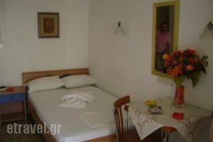 Sofia rooms_best prices_in_Apartment_Central Greece_Evia_Edipsos