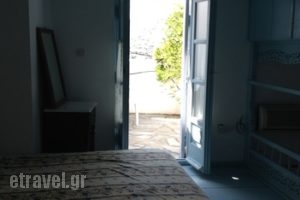 Kochylia_lowest prices_in_Room_Sporades Islands_Skyros_Skyros Chora