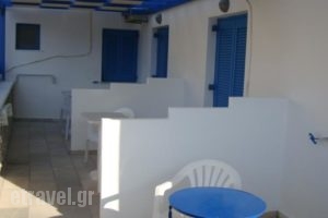 Marousi Rooms_best prices_in_Room_Cyclades Islands_Sandorini_Perissa