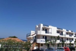 Baywatch Apartments_best prices_in_Apartment_Dodekanessos Islands_Karpathos_Karpathosora