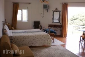 Kasimis Rooms_best prices_in_Apartment_Peloponesse_Messinia_Kyparisia